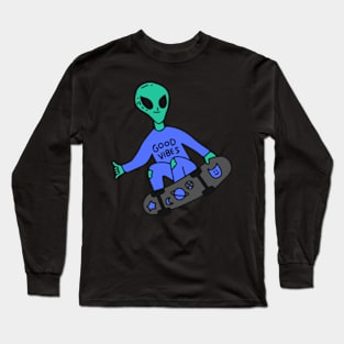 Retro Good Vibes Alien Skateboarding Long Sleeve T-Shirt